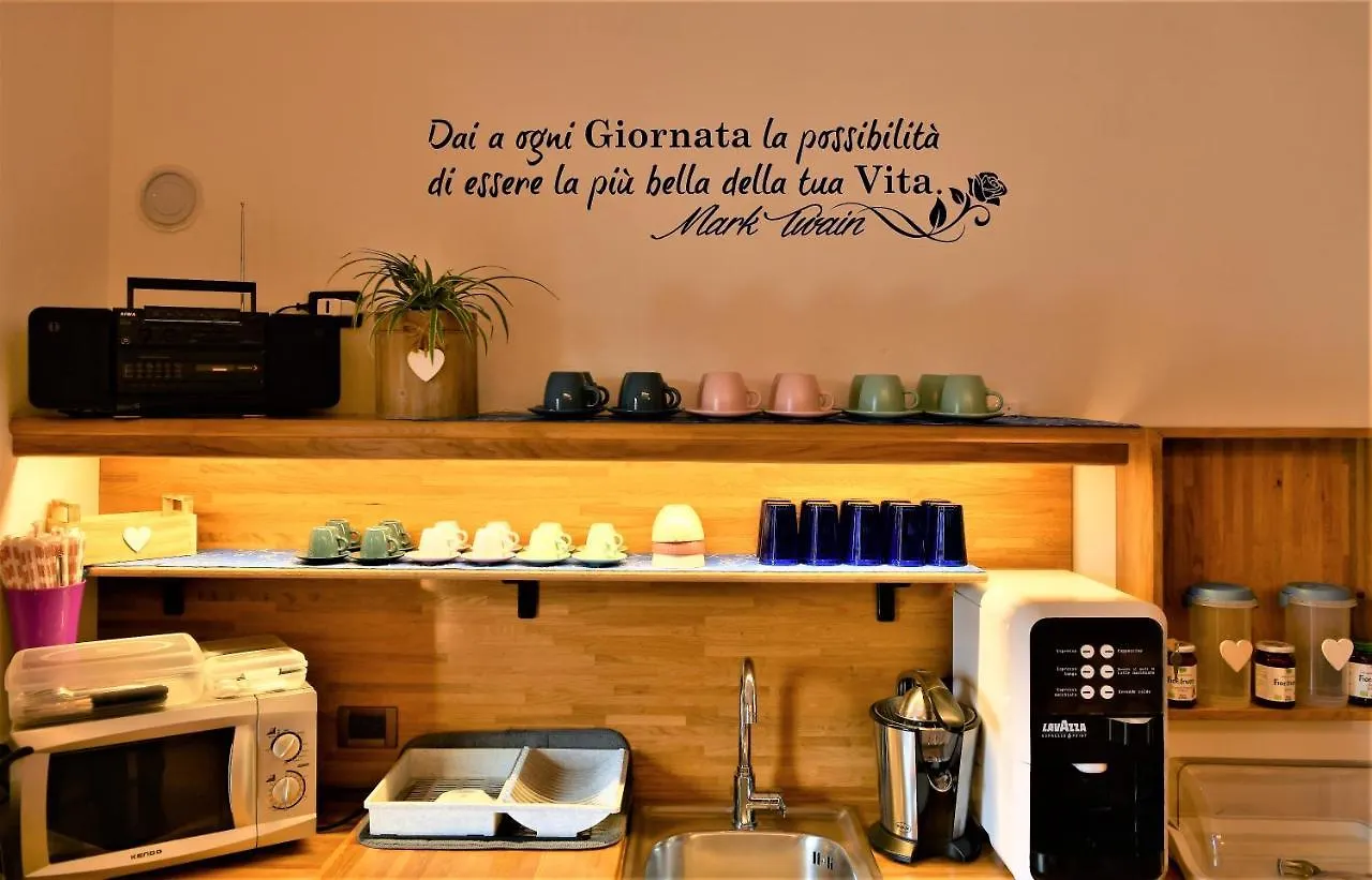 Alloggio Turistico Bufera Roana Couette-café