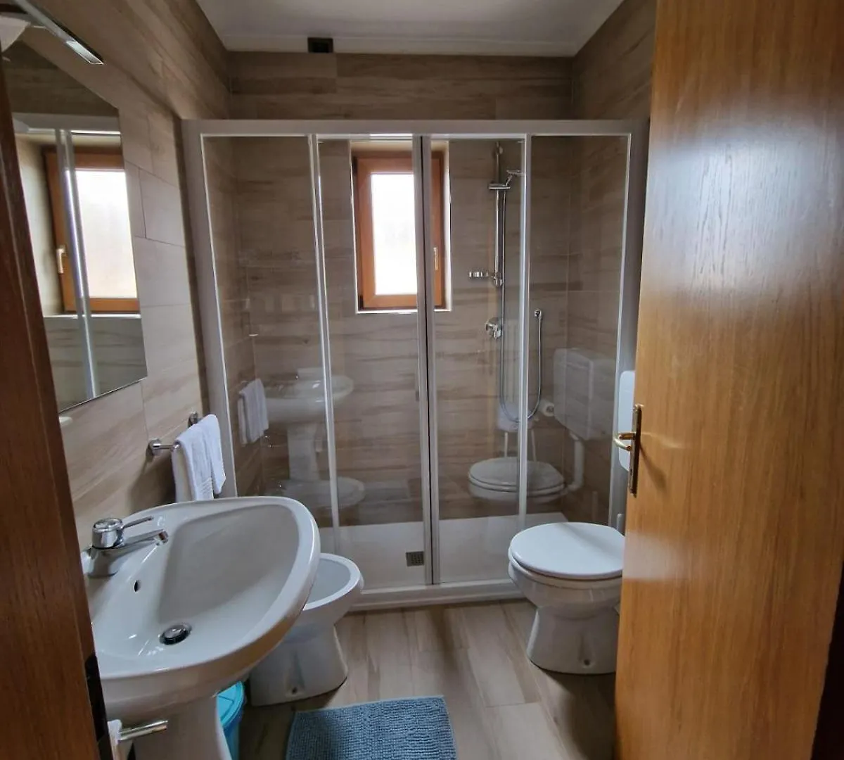 B&B Alloggio Turistico Bufera 로아나